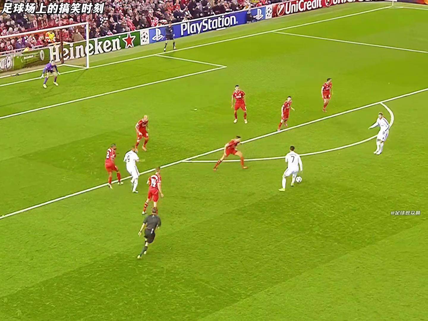 刷新纪录首场状态出色，老鹰观众沸腾！，姆巴佩重返赛场气势如虹延续