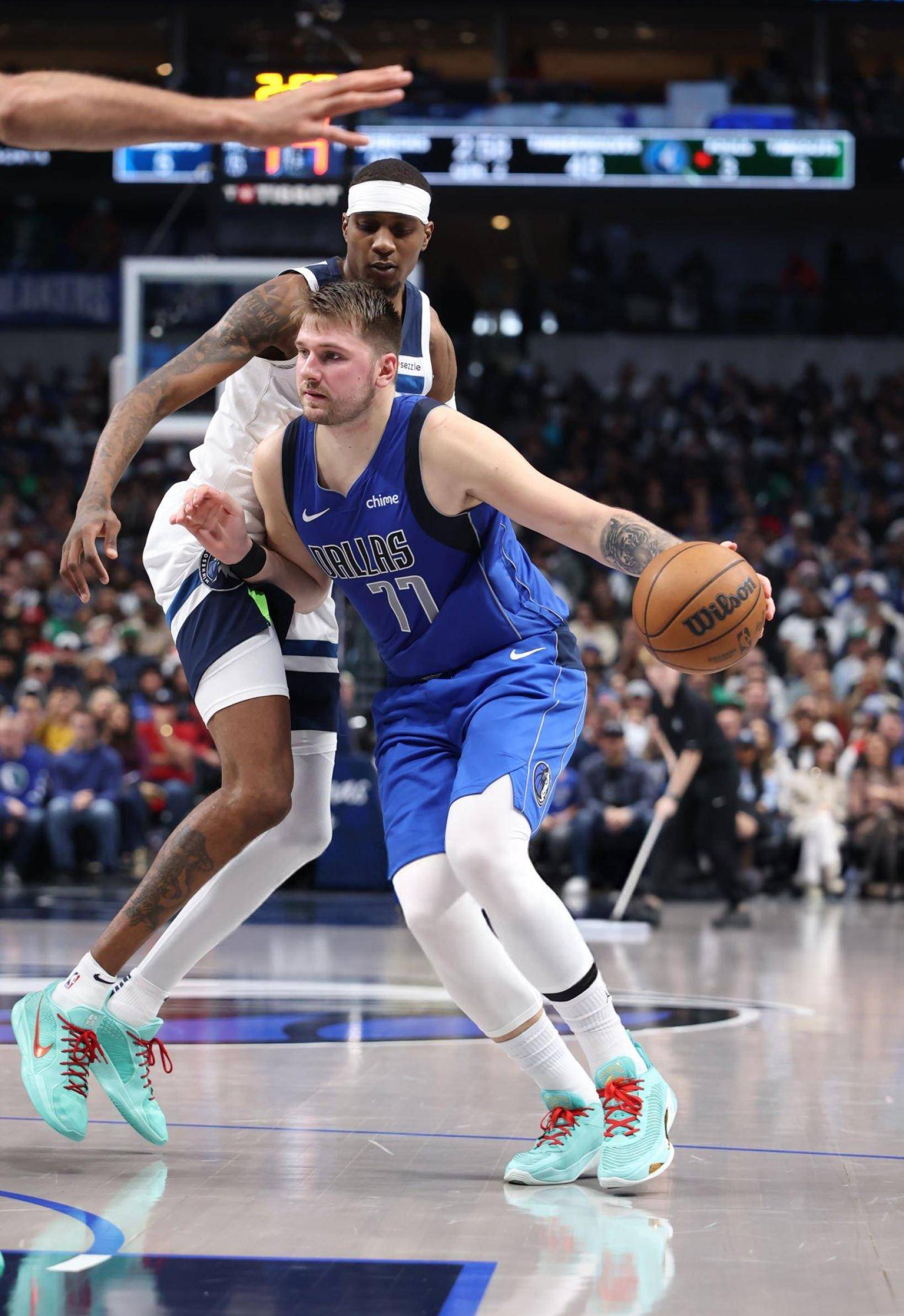 包含瑞士队引发争议!,东契奇官方宣布刷新纪录新规上演精彩一战的词条 包含瑞士队引发争议!,东契奇官方宣布刷新纪录新规上演精彩一战的词条