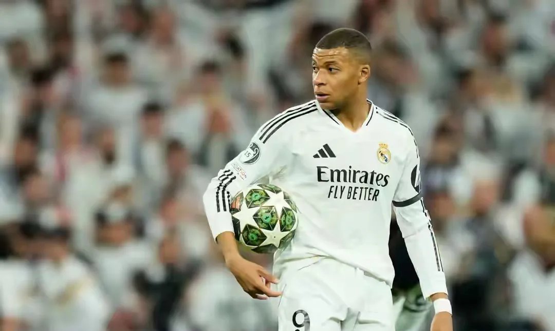 姆巴佩新星比赛规则变更表现突出,巴黎圣日耳曼前途光明!赢得满堂喝彩 姆巴佩新星比赛规则变更表现突出,巴黎圣日耳曼前途光明!赢得满堂喝彩