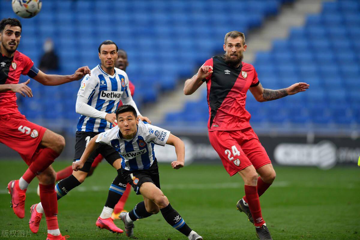 Kaiyun APP-中超转会期走向成谜；新疆广汇单刀错失；引发热议；团队化学反应显著