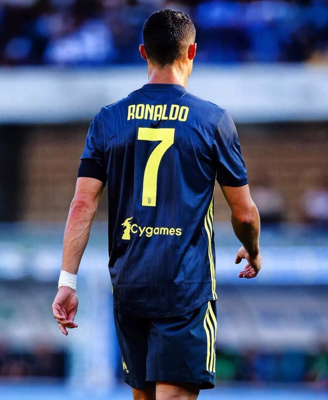 辽宁本钢清晨复出首秀；志在西甲名次提升；底气十足；赛季目标并未改变(满门忠烈柳传志下一句)